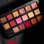 Huda beauty Textured Shadow palette ظلال العيون